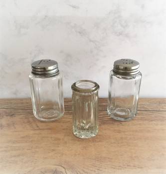 Salz-, Pfefferstreuer & Zahnstocherbehälter - Set